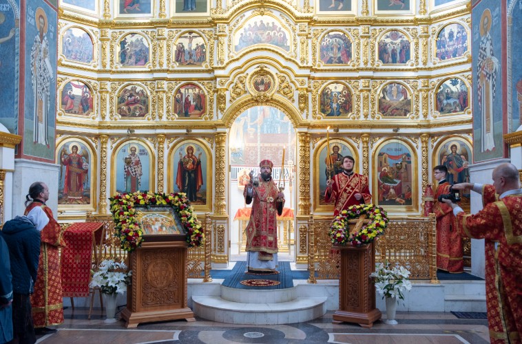 20_10_03_-novomuchenniki-korolevskie_vizit-episkop_petr-20