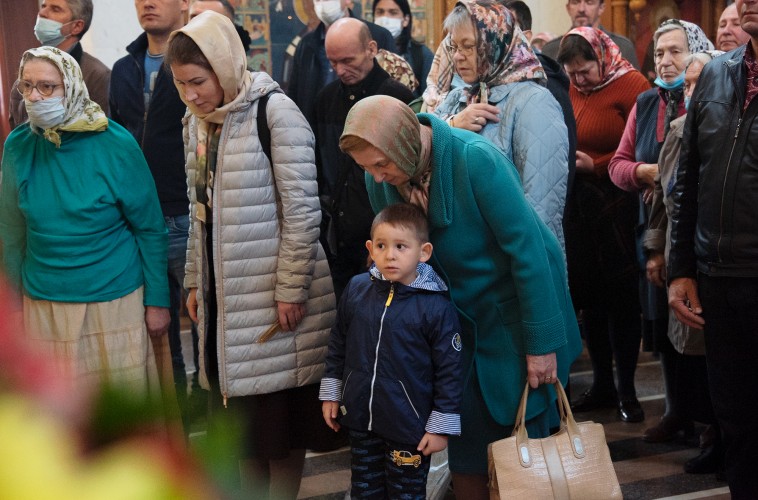 20_10_03_-novomuchenniki-korolevskie_vizit-episkop_petr-33
