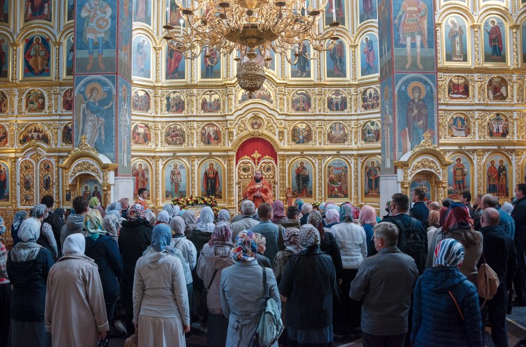 20_10_03_-novomuchenniki-korolevskie_vizit-episkop_petr-57