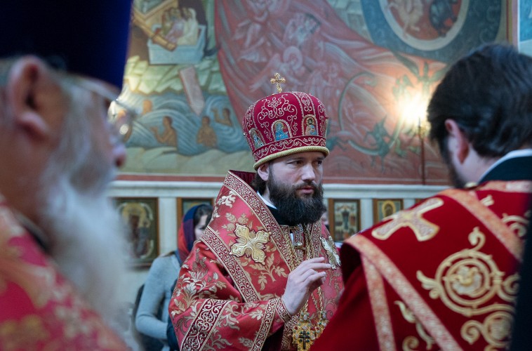 20_10_03_-novomuchenniki-korolevskie_vizit-episkop_petr-6