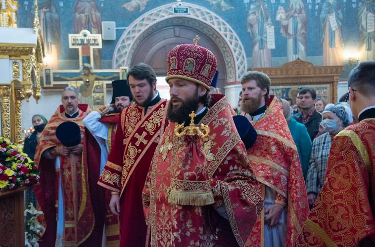 20_10_03_-novomuchenniki-korolevskie_vizit-episkop_petr-69