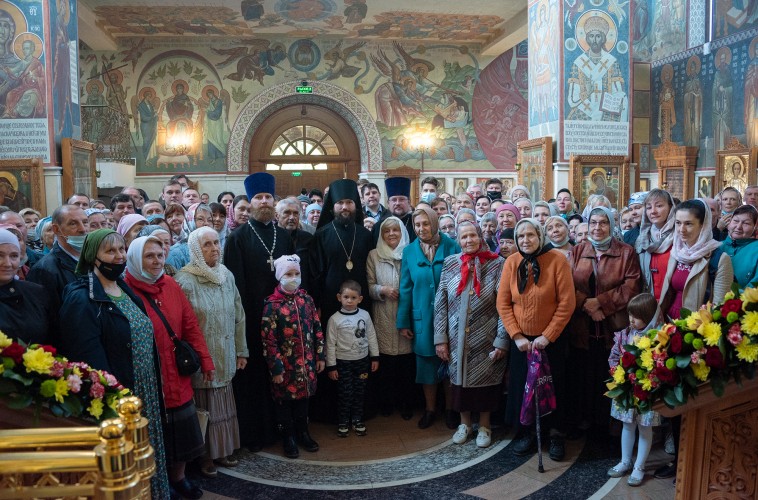 20_10_03_-novomuchenniki-korolevskie_vizit-episkop_petr-72